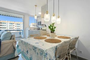 Posezení v ubytování Hauzify I Apartament Torremunts