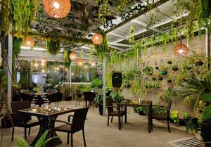Restaurace v ubytování Hotel Halo Angeles City