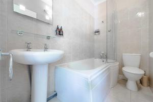 Bany a Mishnish Hotel