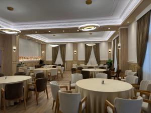 Restaurace v ubytování Hotel Colis