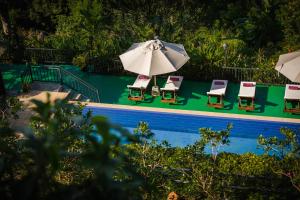 Bazén v ubytování Akway Resort Beragala Haputale nebo v jeho okolí