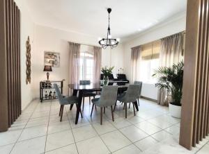 Posezení v ubytování Villa Alexia + 37 fotografií