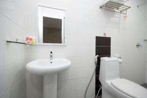 Bagno di Capital O 89344 Labuan Avenue Hotel