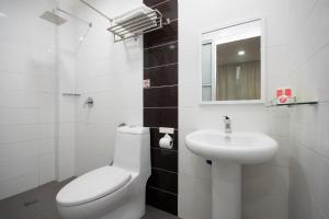 Bagno di Capital O 89344 Labuan Avenue Hotel