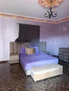 Ένα ή περισσότερα κρεβάτια σε δωμάτιο στο Villa montysco +25 φωτογραφίες