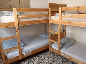 Koja eða kojur í herbergi á Lua Lua Hostel Las Palmas