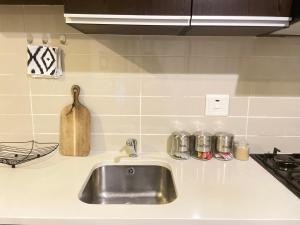 Gallery image of Cozy 1-bedroom apartment with stunning view in Fourways +17 photos