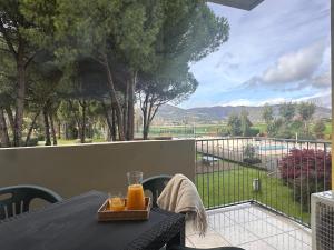 Výhľad na hory alebo výhľad na hory priamo z apartmánového hotela + 34 fotografií