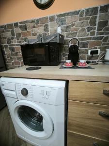 A kitchen or kitchenette at Casa Vacanza Giorgia 2.0
