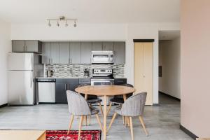 Gallery image of Blueground NE Bellevue gym nr parks SEA-849 in Seattle