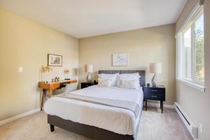 Galería fotográfica de Blueground Cupertino cinema gym ac nr shops SFO-1671 en Cupertino