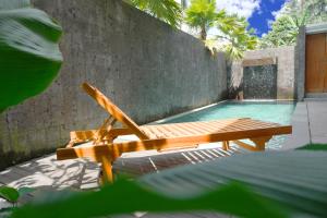 Bazén v ubytování Outerphi Suweta Ubud nebo v jeho okolí