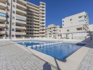 Bazén v ubytování Apartment Oroblanc by Interhome nebo v jeho okolí
