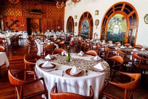 Restoran või mõni muu söögikoht majutusasutuses Collection O Hotel Mocambo, Boca del Río
