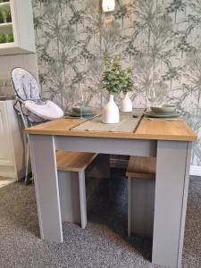 Billede fra billedgalleriet på Old Coach House Apartment with Garage i Scarborough + 32 billeder