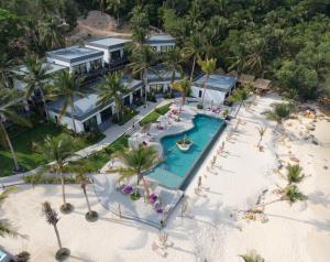 Foto Koh Rongi saarel asuva majutusasutuse Privilege Suite by Apsara Resort galeriist