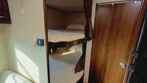 Rehla Rv Camper Van Standard Package 객실 침대