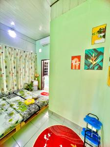 Imagen de la galería de Homestay YẾN HÒA, en Ấp Bình Hưng 43 fotos más