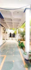 Imagen de la galería de Private 2-Room Suite in a Peaceful Bungalow Retreat, en Lucknow