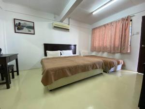 Dining and leisure area at Hotel & Chalet Sportfishing, Sportfishing Hotel