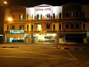 Tòa nhà nơi khách sạn tọa lạc