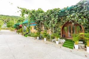 Zahrada ubytování Linh Dan Bungalow