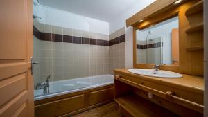 Foto dalla galleria di Central Park N318 - 2P6C ad Allos Altre 5 foto