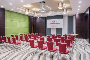 אזור העסקים ו/או חדר הישיבות ב-Crowne Plaza Doha - The Business Park by IHG