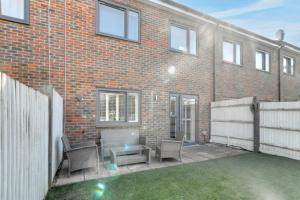 Billede fra billedgalleriet på Bright & Blissful - Townhouse i Harlow