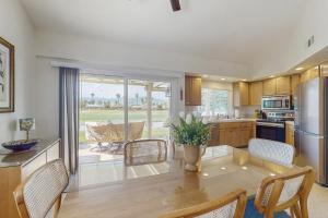 Køkken eller tekøkken på Palm Paradise