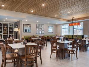 Restaurace v ubytování voco Moab by IHG