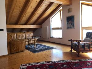 Posedenie v ubytovaní Casa Vela