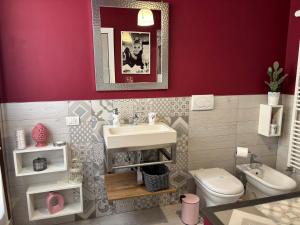 Kúpeľňa v ubytovaní Casa di Silvia - City Center + 23 fotografií
