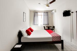 Afbeelding uit fotogalerij van OYO Hotel Nobrega Aeroporto de Congonhas, São Paulo in Sao Paulo