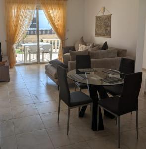 Χώρος καθιστικού στο St Andrews Apartment