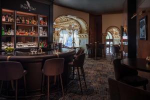 Lounge alebo bar v ubytovaní Anantara New York Palace Budapest - A Leading Hotel of the World
