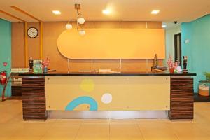 Galeriebild der Unterkunft Super OYO Townhouse OAK Hotel Fiducia Serpong in Serpong