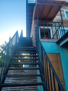 Un balcon sau o terasă la Grandioso alojamiento en el Sur cercano a Osorno y Valdivia +34 fotografii