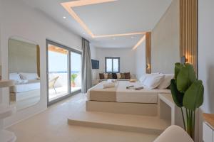 Postel nebo postele na pokoji v ubytování Kastraki Riviera