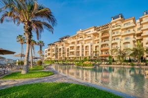Bazén v ubytování Villa la Estancia Beach Resort & Spa nebo v jeho okolí