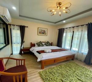 Gallery image of Capital O 75518 Baan Rose Resort Ao Luk in Ao Luk