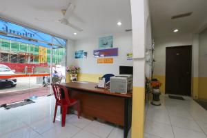 Η κουζίνα ή μικρή κουζίνα στο Hotel O Innap Kota Bharu