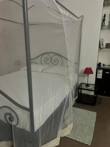 Cama o camas de una habitación en B&B Pieds dans l'eau