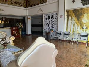 Posezení v ubytování Nhan Duc Hotel