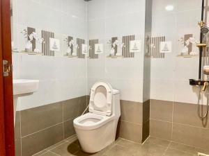 Koupelna v ubytování Nhan Duc Hotel