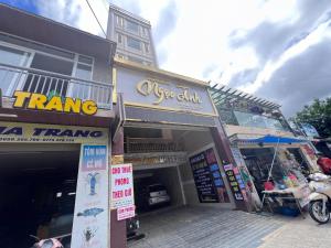 Sijil, anugerah, tanda atau dokumen lain yang dipamerkan di Ngoc Anh Hotel Da Lat
