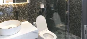 Bilik mandi di Ngoc Anh Hotel Da Lat