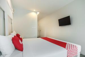 TV a/nebo společenská místnost v ubytování OYO 1074 Fin Hostel