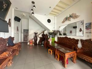 Posezení v ubytování OYO 1233 Yen Quyen Hotel