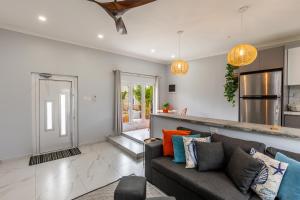 Dapur atau dapur kecil di Eva Spa Resort Pool Rooftop Views